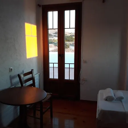 Aligaria Holiday home Schoinoussa